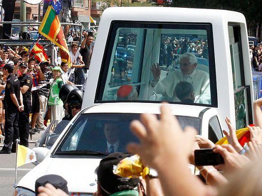 El papa llega a Madrid para la JMJ