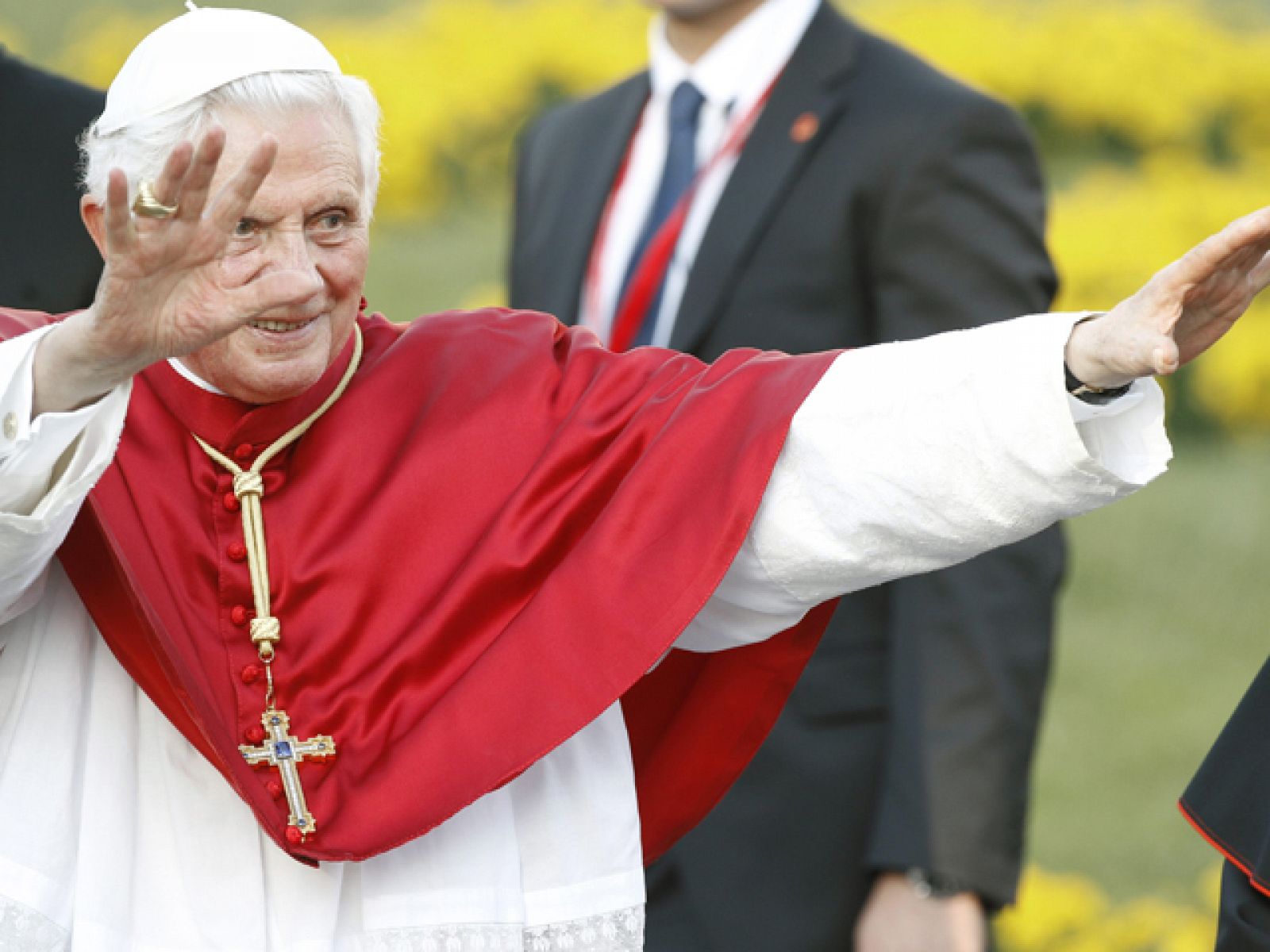 Acto de bienvenida al papa en Cibeles