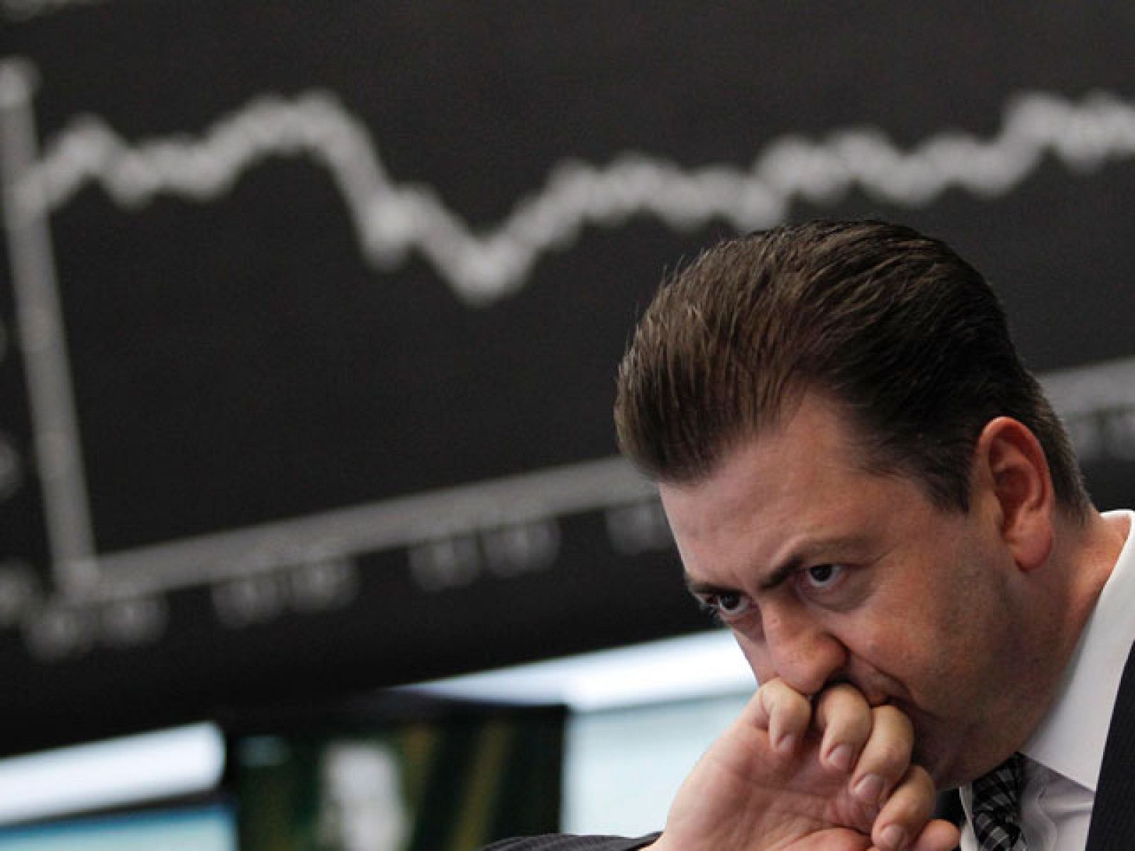 Las bolsas se hunden ante el temor a una nueva recesión económica 