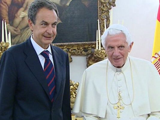 El papa recibe a Zapatero en la Nunciatura