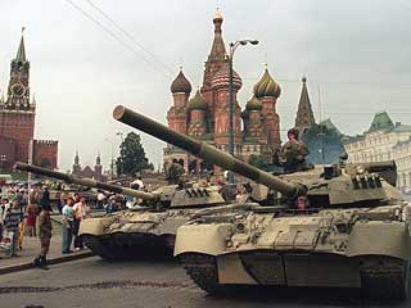 Un golpe militar del aparato comunista derriba a Gorbachov