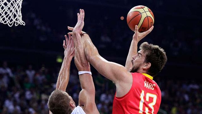 Telediario 1 - Los Gasol doblegan a Eslovenia