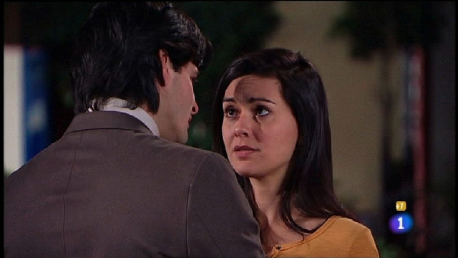 Amar de nuevo - Capítulo 25 - Verónica de dice a Román que el beso no significó nada - Ver ahora