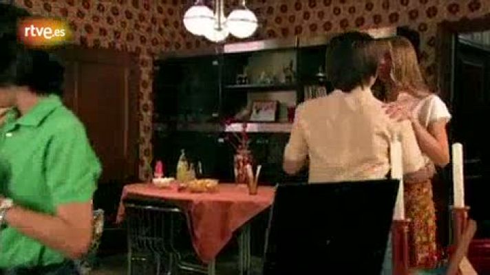 Cuéntame cómo pasó - "Pareja made in Spain"