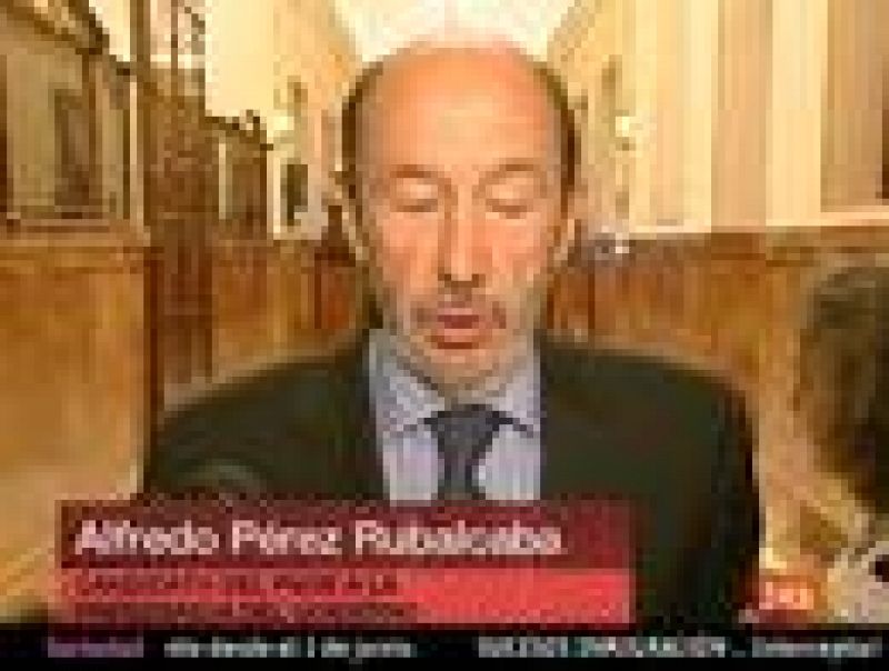 Rubalcaba: "Zapatero me convenció anoche sobre la reforma constitucional al saber que tenía un acuerdo con Rajoy" 