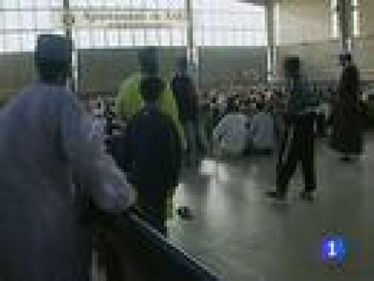 Telediario 1 - Salt y los centros de culto