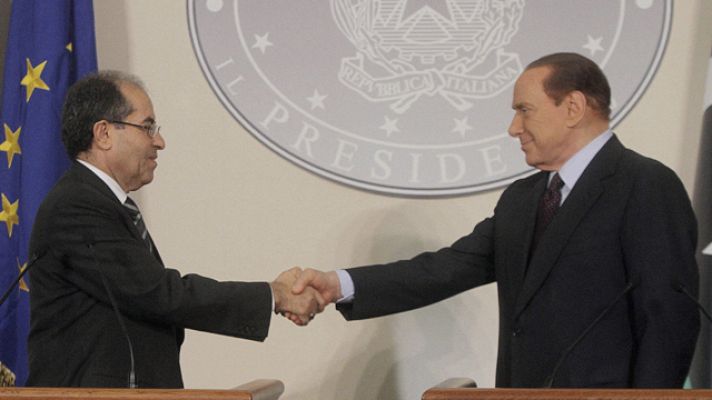 Telediario 1 - La diplomacia, el arma preferida