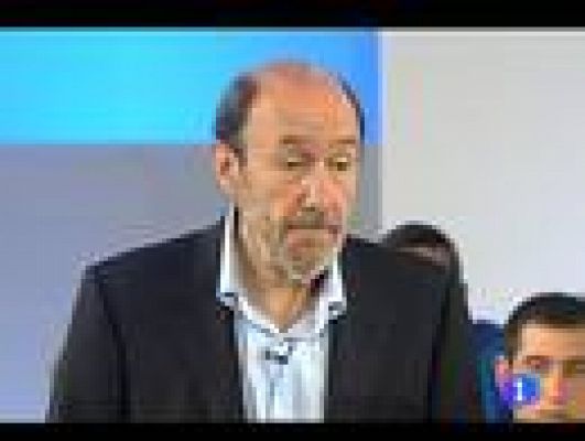 Telediario 1 - Rubalcaba: "¿Quién ha dicho que sea de izquierdas endeudarse?"