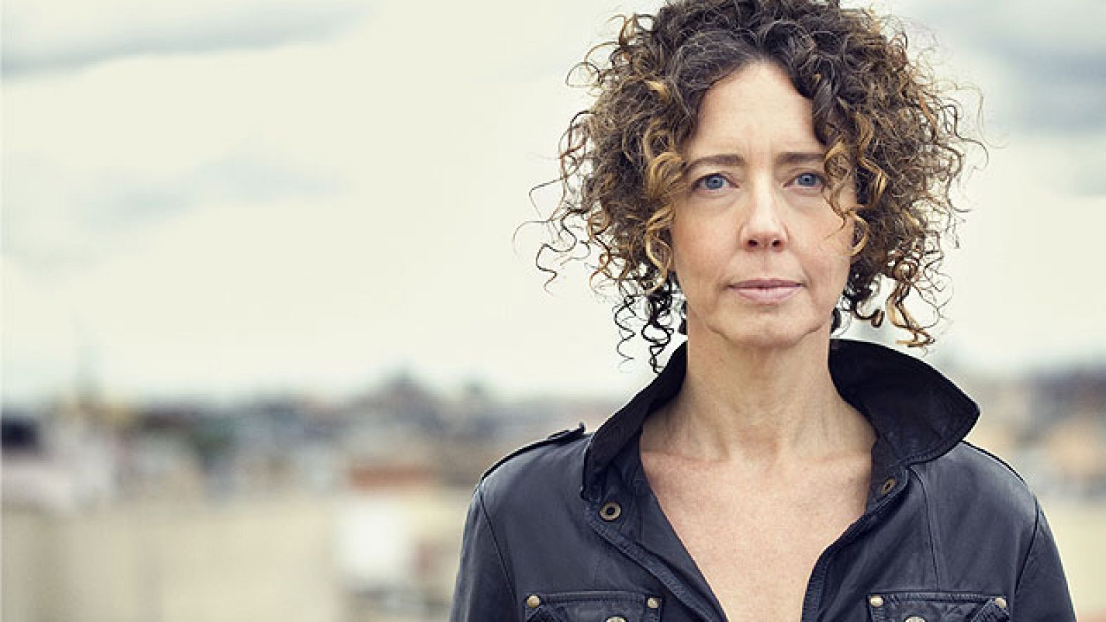 Miradas 2 - Abierto por vacaciones, 7 - 27/08/11