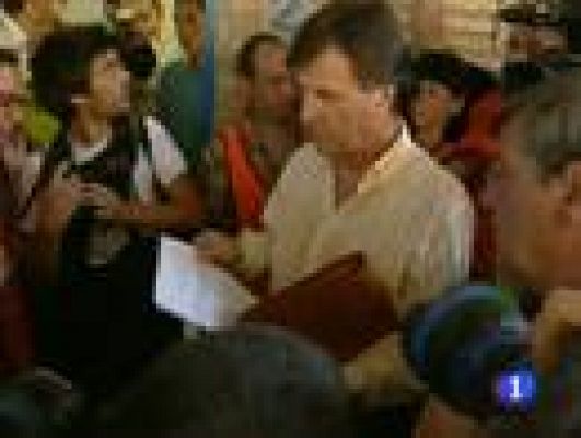 Telediario 1 - Radios protestan contra el canon