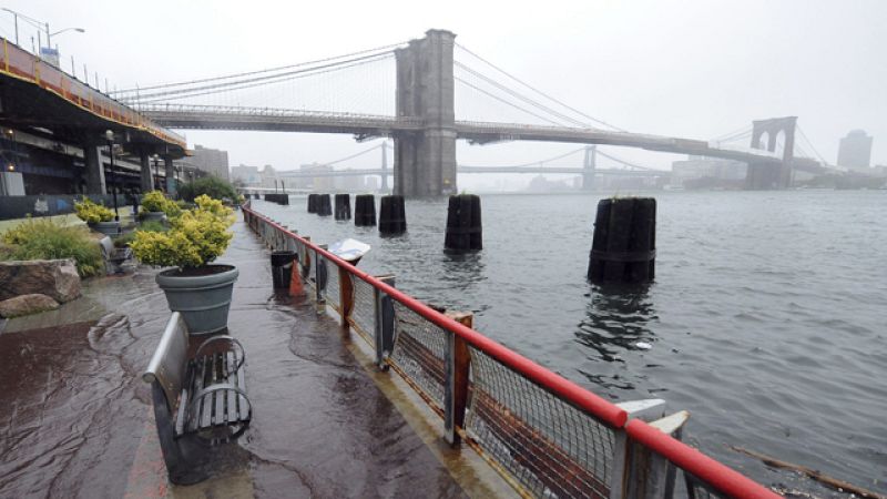 "Irene" lega a Canadá dejando atrás 20 muertos en EE.UU