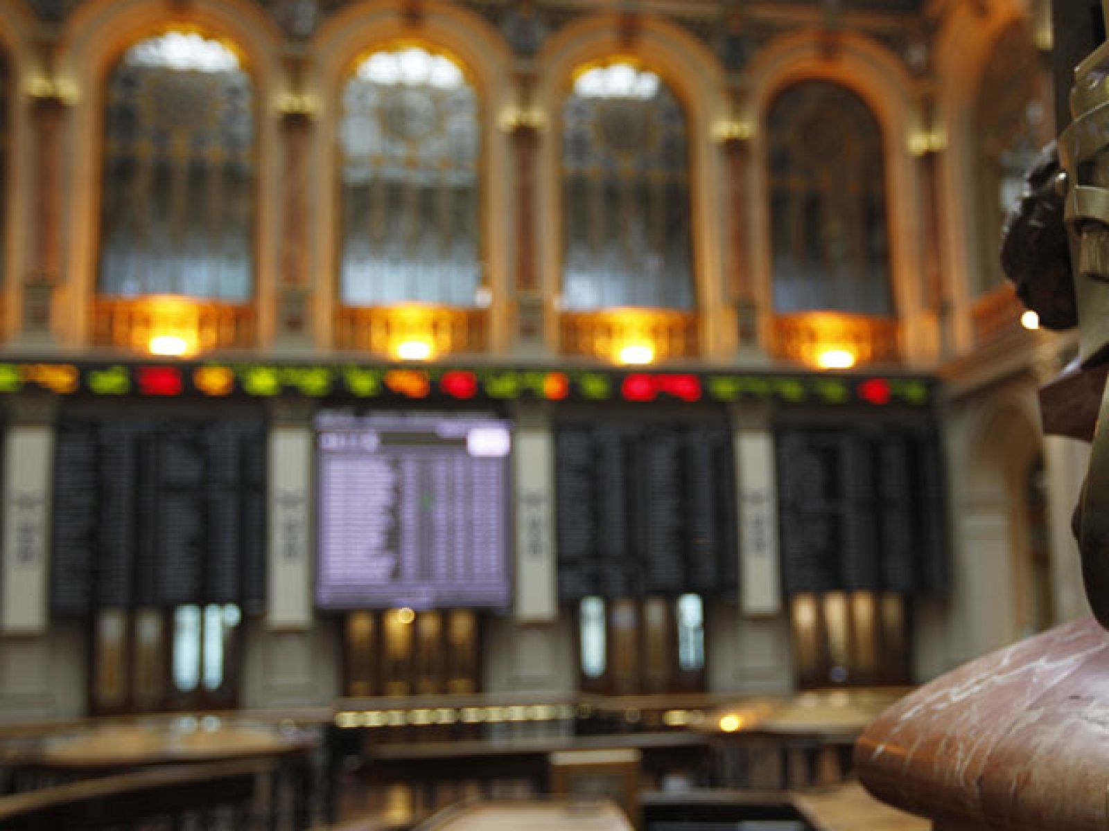 Sacyr se dispara en bolsa más de un 12% tras el acuerdo con Pemex en Repsol 