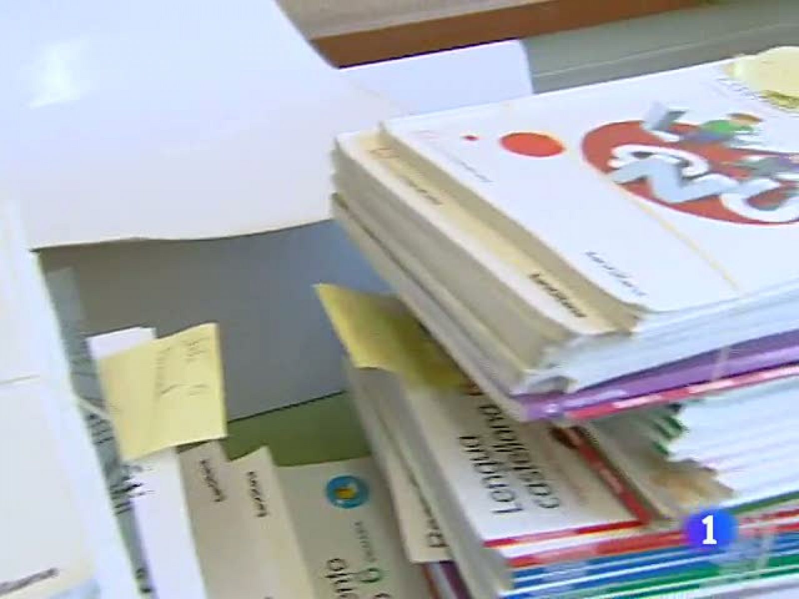 Telediario 1: Las clases particulares es uno de los sectores con más economía sumergida, según CC.OO. | RTVE Play