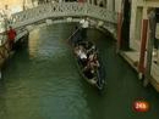 Informativo 24h - George Clooney inaugura esta noche la Mostra de cine de Venecia