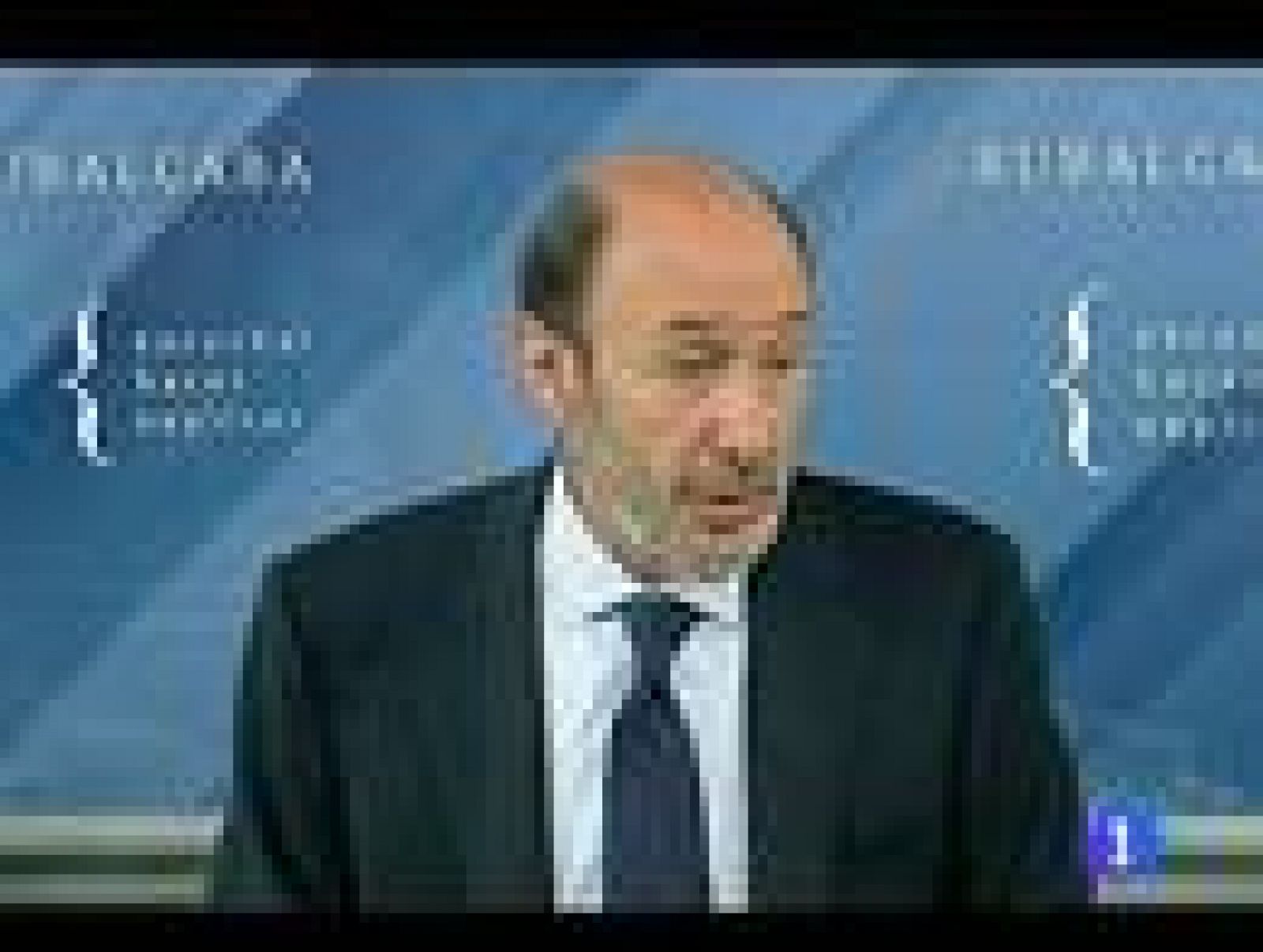 Telediario 1: Rubalcaba se reúne con 50 jóvenes | RTVE Play