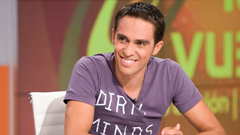 El ciclista de Pinto Alberto Contador ha estado charlando con los internautas de RTVE.es. Contador ha confesado que tiene confianza en que el TAS resuelva favorablemente su caso y que el año que viene su "objetivo será el Tour de Francia pero es bast