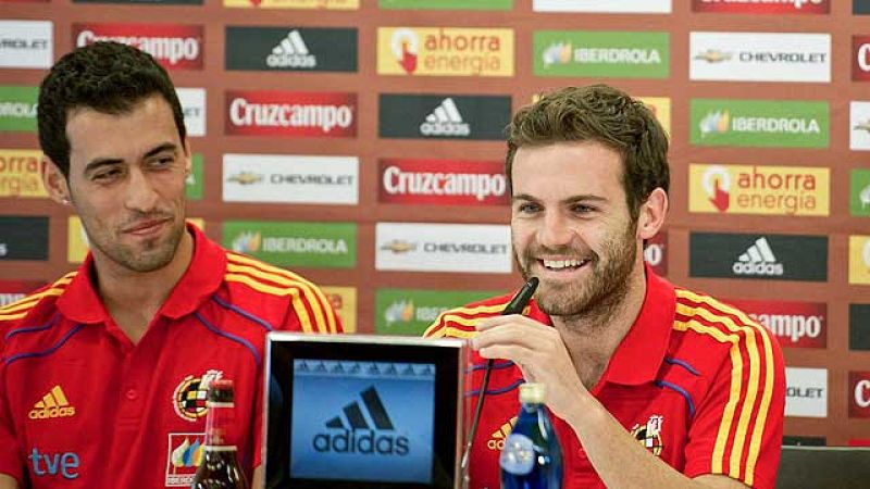 Ramos y Busquets liman asperezas entre Barça y Madrid