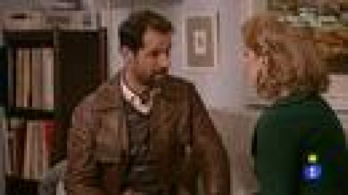 Amar en tiempos revueltos - "Dame un beso que dure siempre"