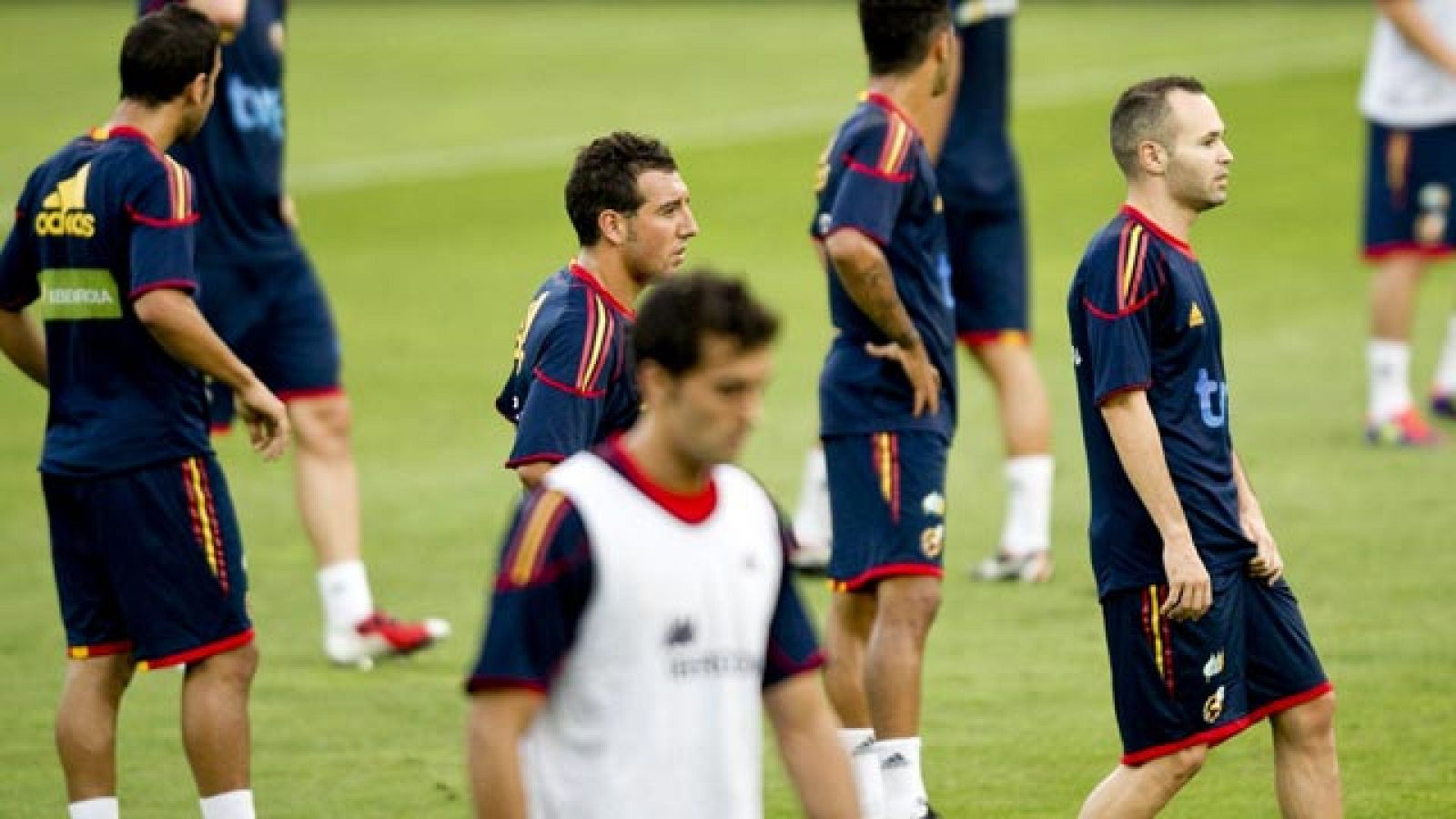 La Roja se centra en Chile | Ver