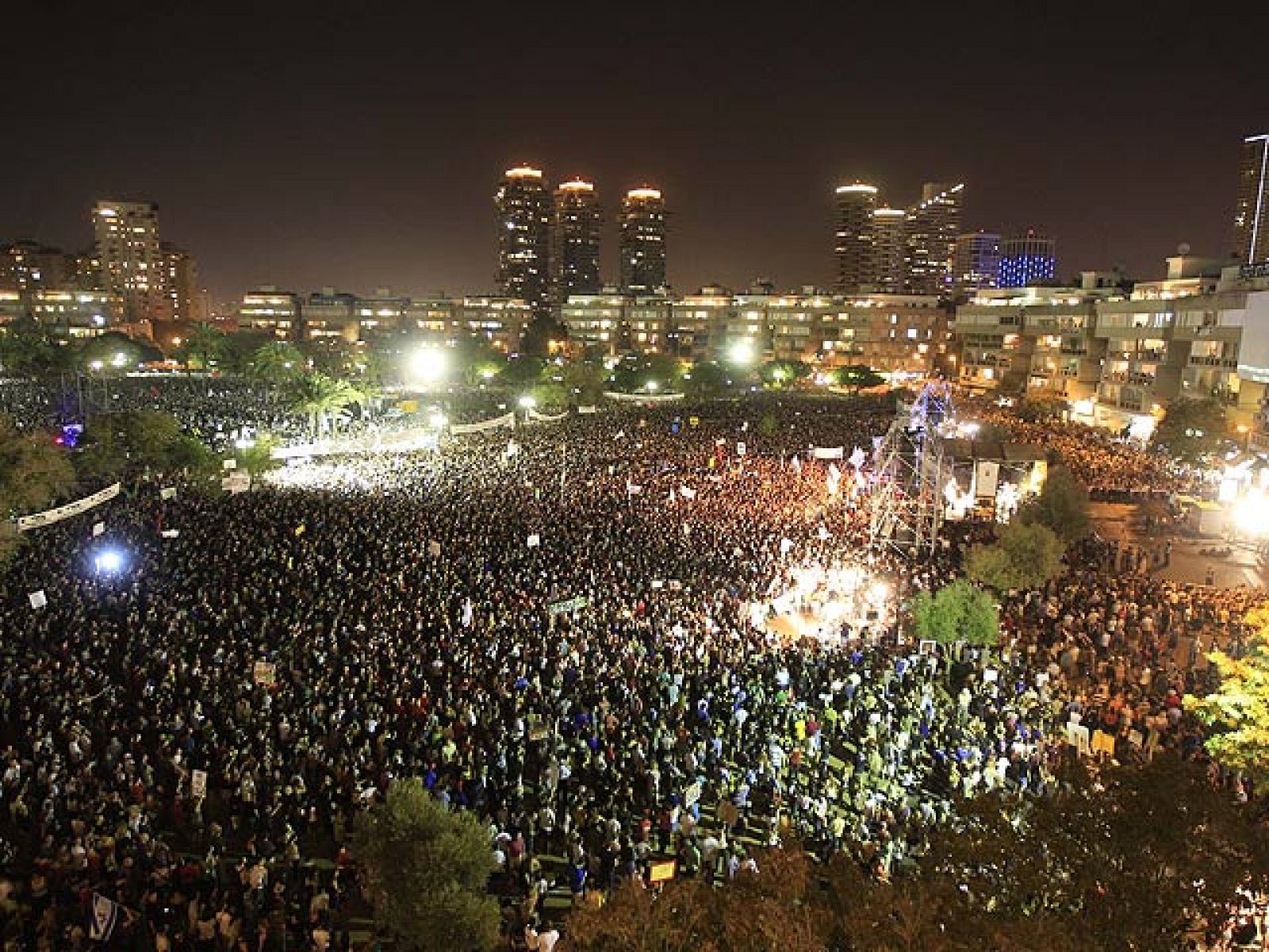 Cientos de miles de manifestantes elevan a cifras históricas la protesta social en IsraelCientos de miles de manifestantes elevan a cifras históricas la protesta social en Israel | Ver