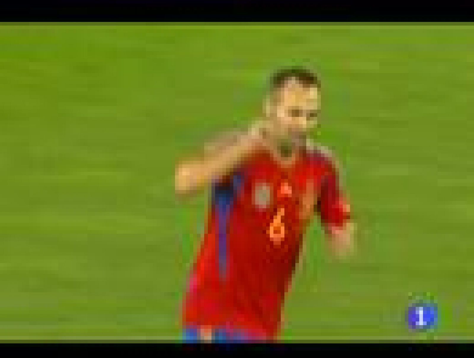 España está a sólo una victoria de su clasificación para la Eurocopa de fútbol. El empate entre Escocia y la Republica Checa nos ha puesto la clasificación en bandeja y eso puede ocurrir el martes contra Liechtenstein, en La 1.