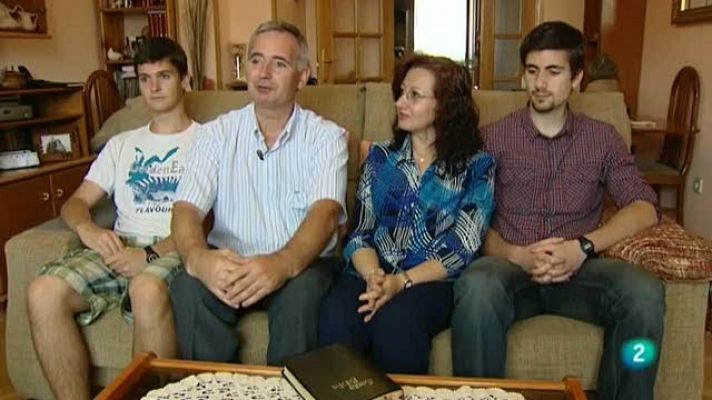 Buenas noticias TV - La familia Arroyo-Acuña