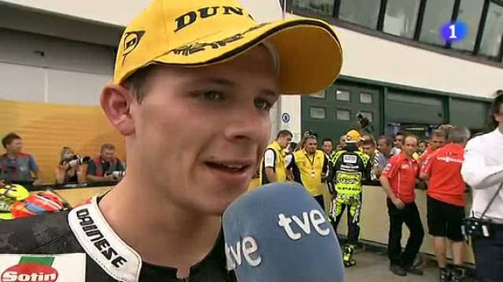  - Bradl resiste el tirón de Márquez