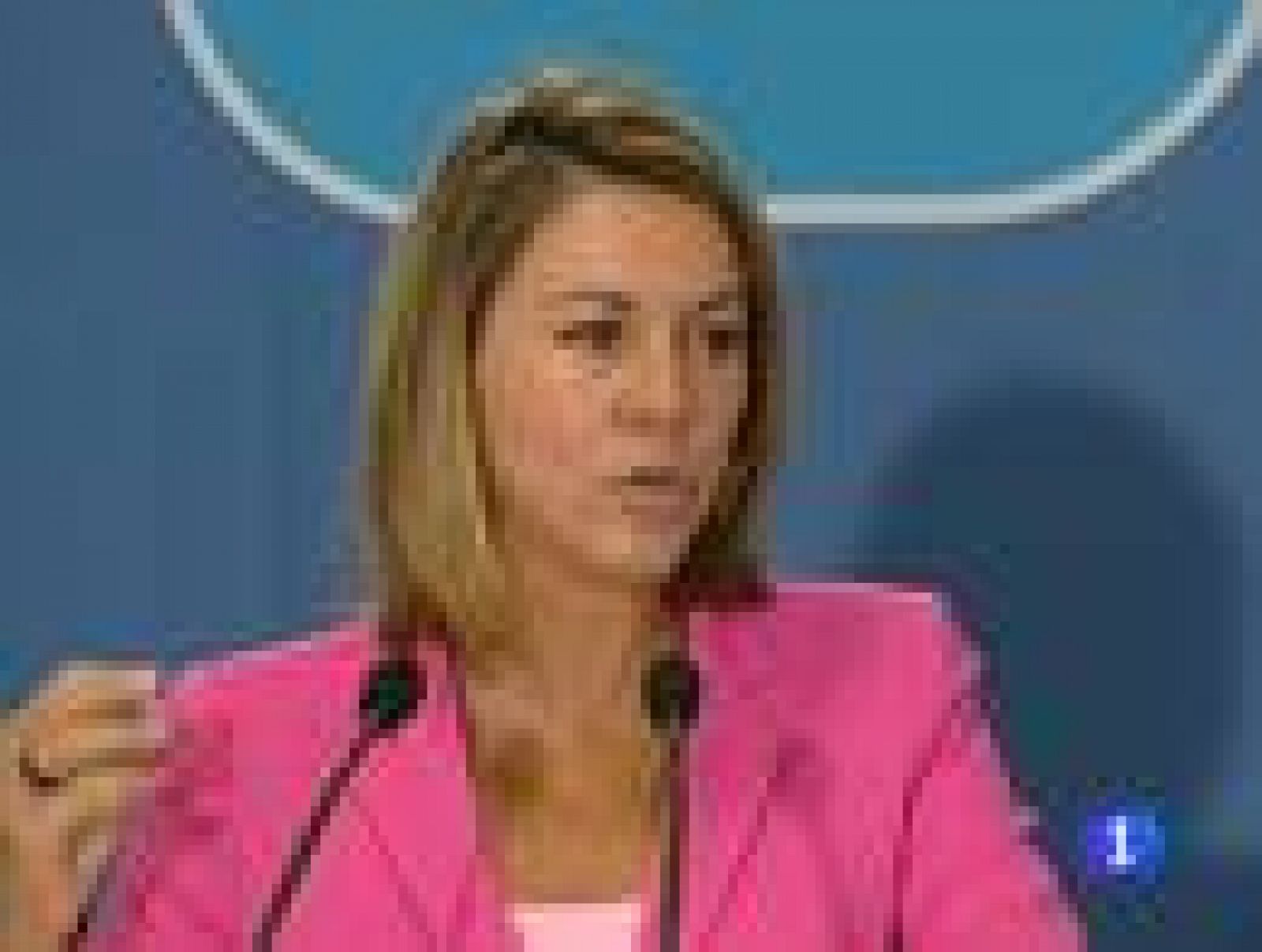 Cospedal acusa a los socialistas de ser "la motosierra del estado del bienestar"