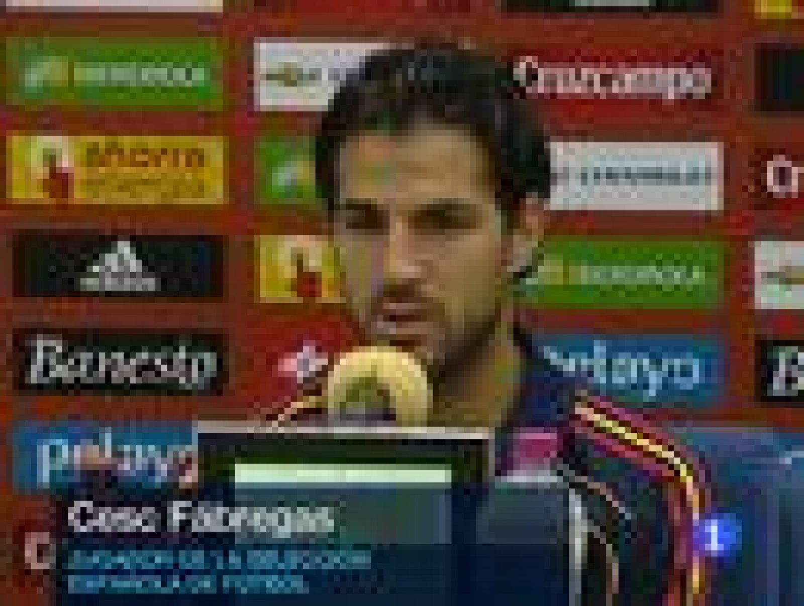 Telediario 1: Cesc: "Somos compañeros de la selección" | RTVE Play