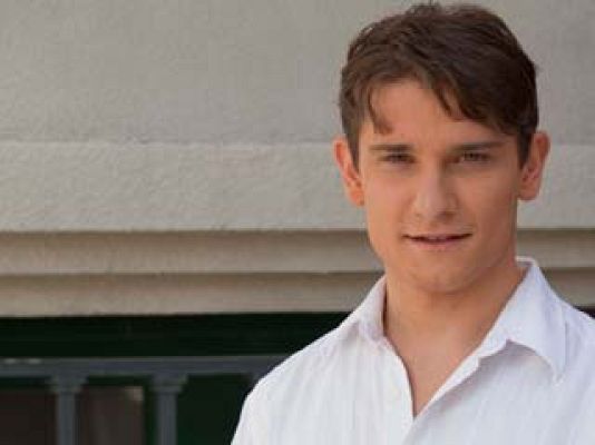 Amar en tiempos revueltos - Héctor Tomás es Miguel Muñoz