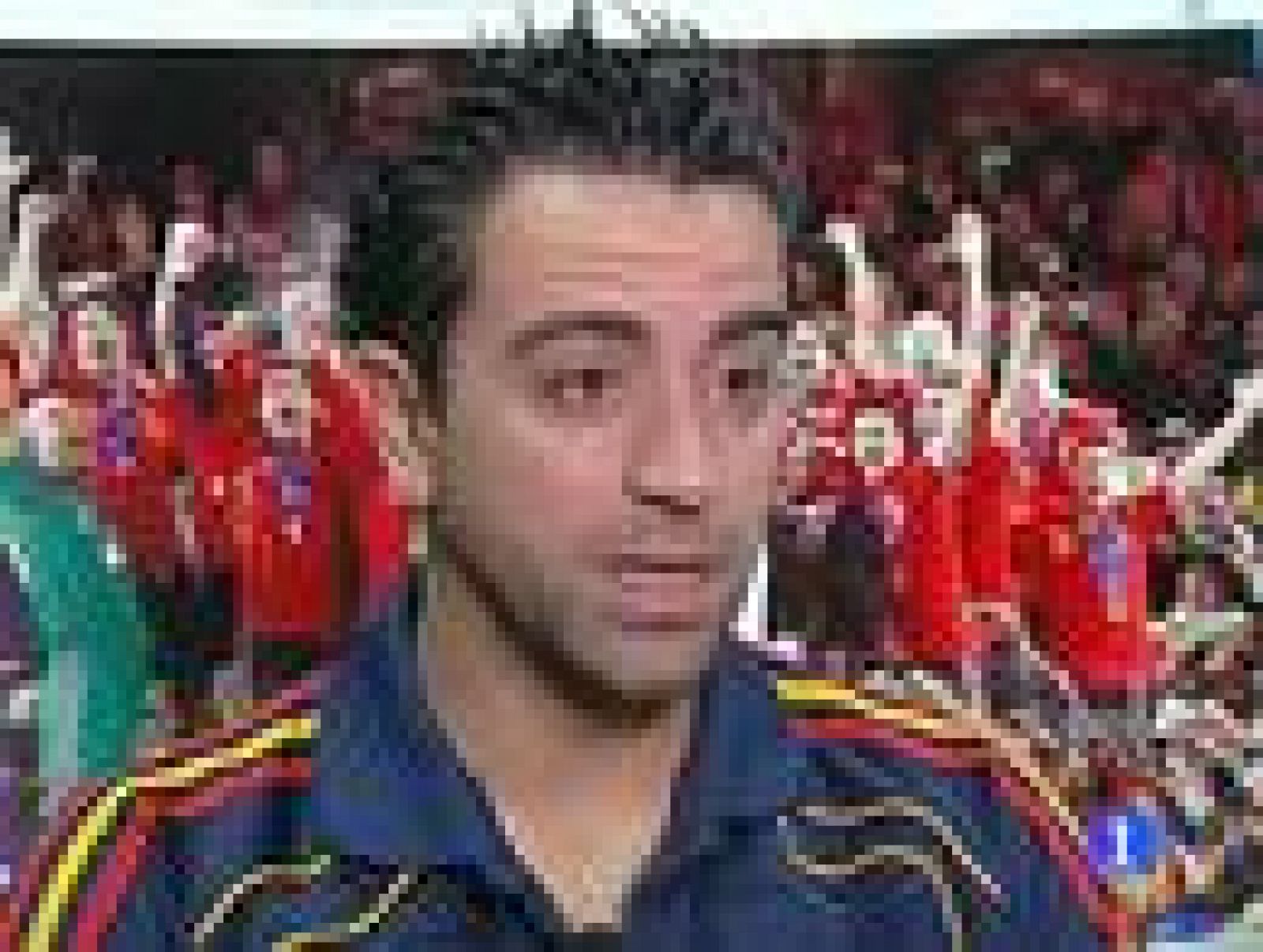 Telediario 1: Xavi: "Hablo mucho con Íker" | RTVE Play