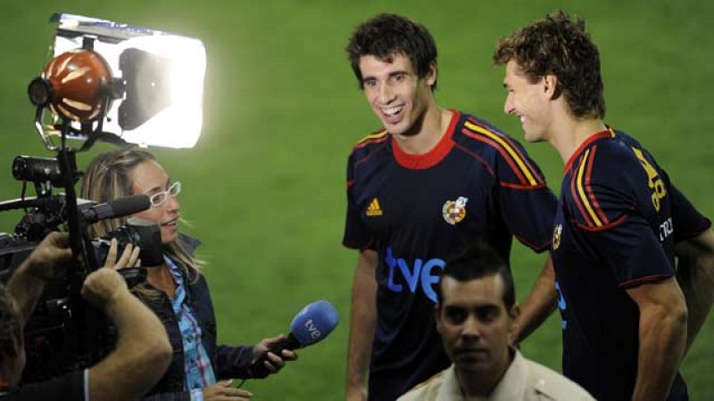 Con el aliciente de ver a la campeona del mundo en acción, el estadio de Las Gaunas registrará un lleno espectacular. Además, para los riojanos el hecho de poder ver a su paisano Fernando Llorente en el equipo constituye un hecho importante que sin d