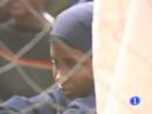 Telediario 1 - Aumenta el número de niños y mujeres somalíes víctimas de violaciones en su huida de la pobreza