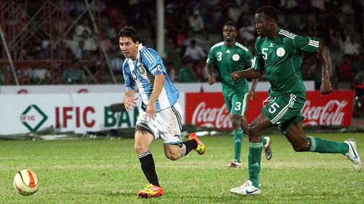 Telediario 1 - Messi se luce con Argentina