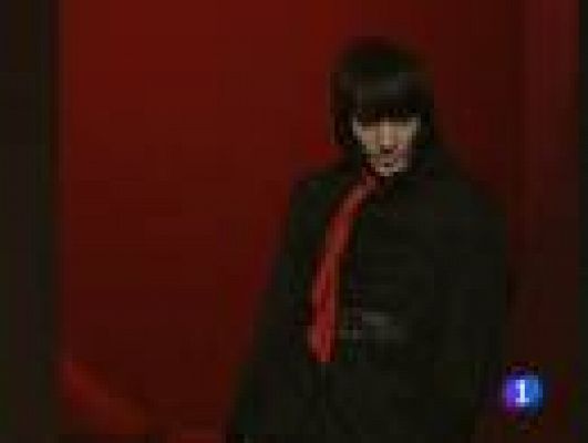 Telediario 1 - El diseñador John Galliano ha sido condenado hoy en París por sus insultos antisemitas