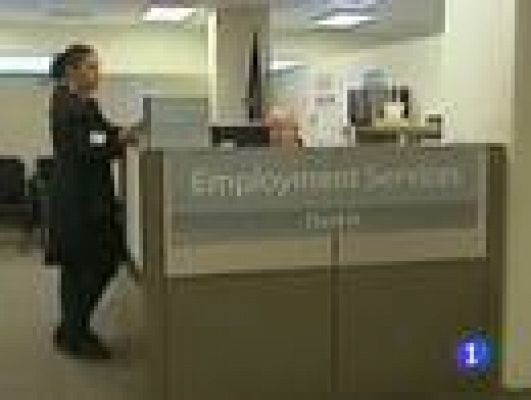 Telediario 1 - Obama se juega en la presentación del plan de empleo su estrella política