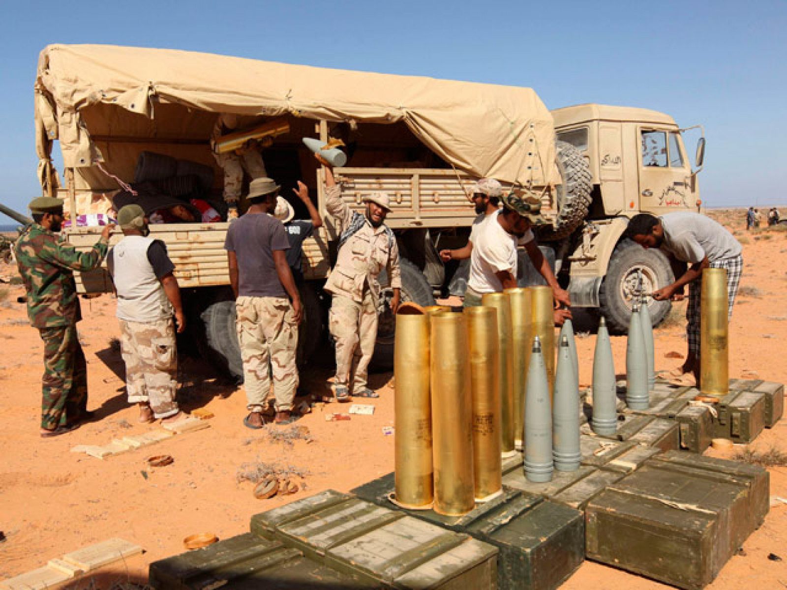 Los rebeldes libios advierten que la guerra continúa mientras no caigan Sirte y Bani Walid