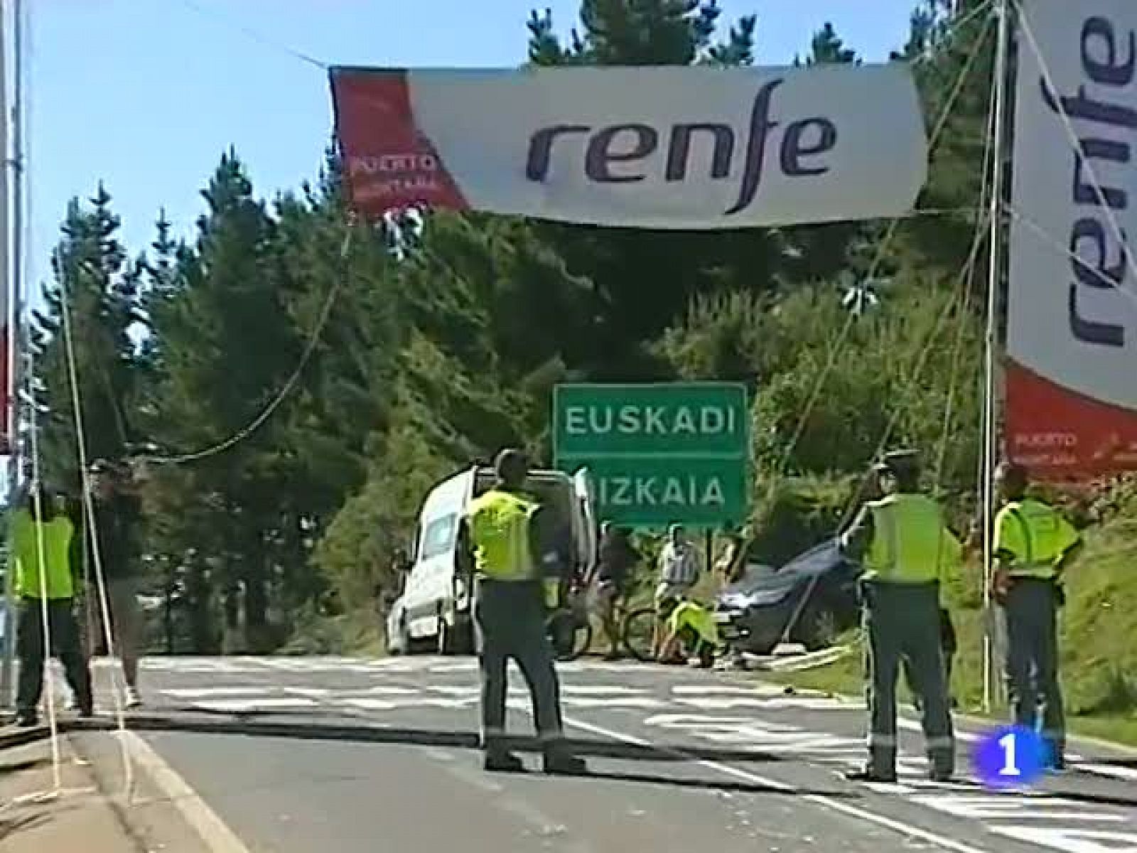 Euskadi recibe a la Vuelta con las carreteras llenas de público