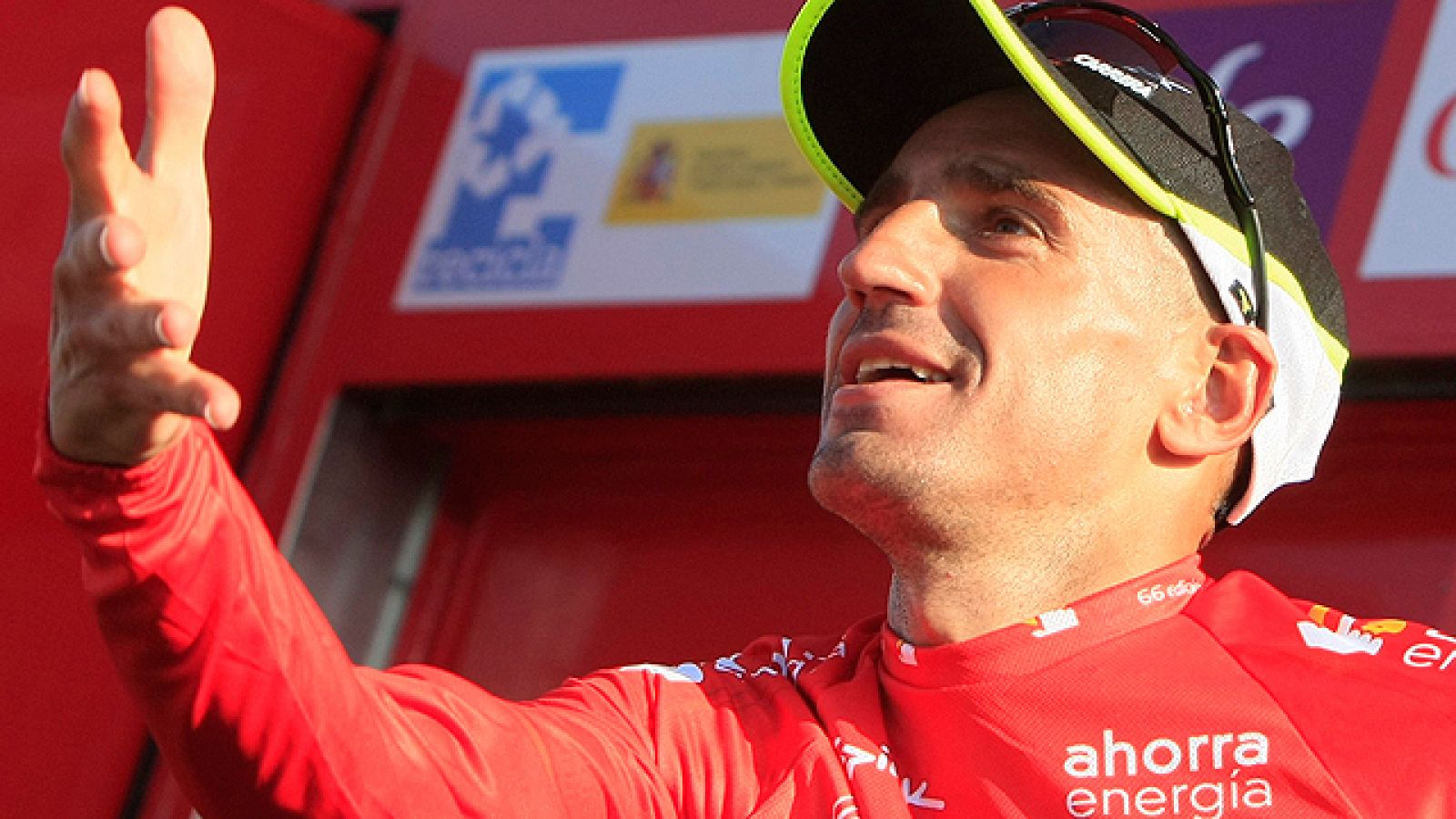 Cobo: "Me he pegado como una lapa a Froome"