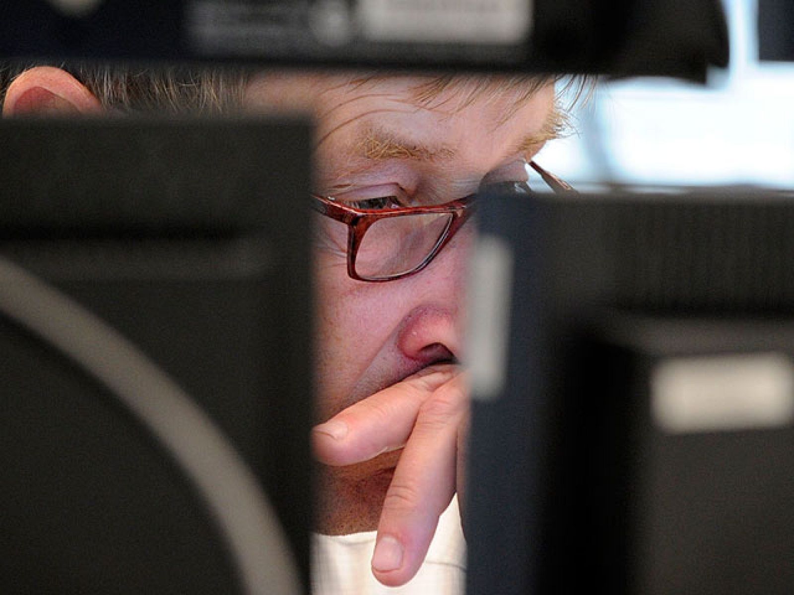 Las bolsas europeas se derrumban otra vez y el Ibex-35 cierra su segunda peor semana del año