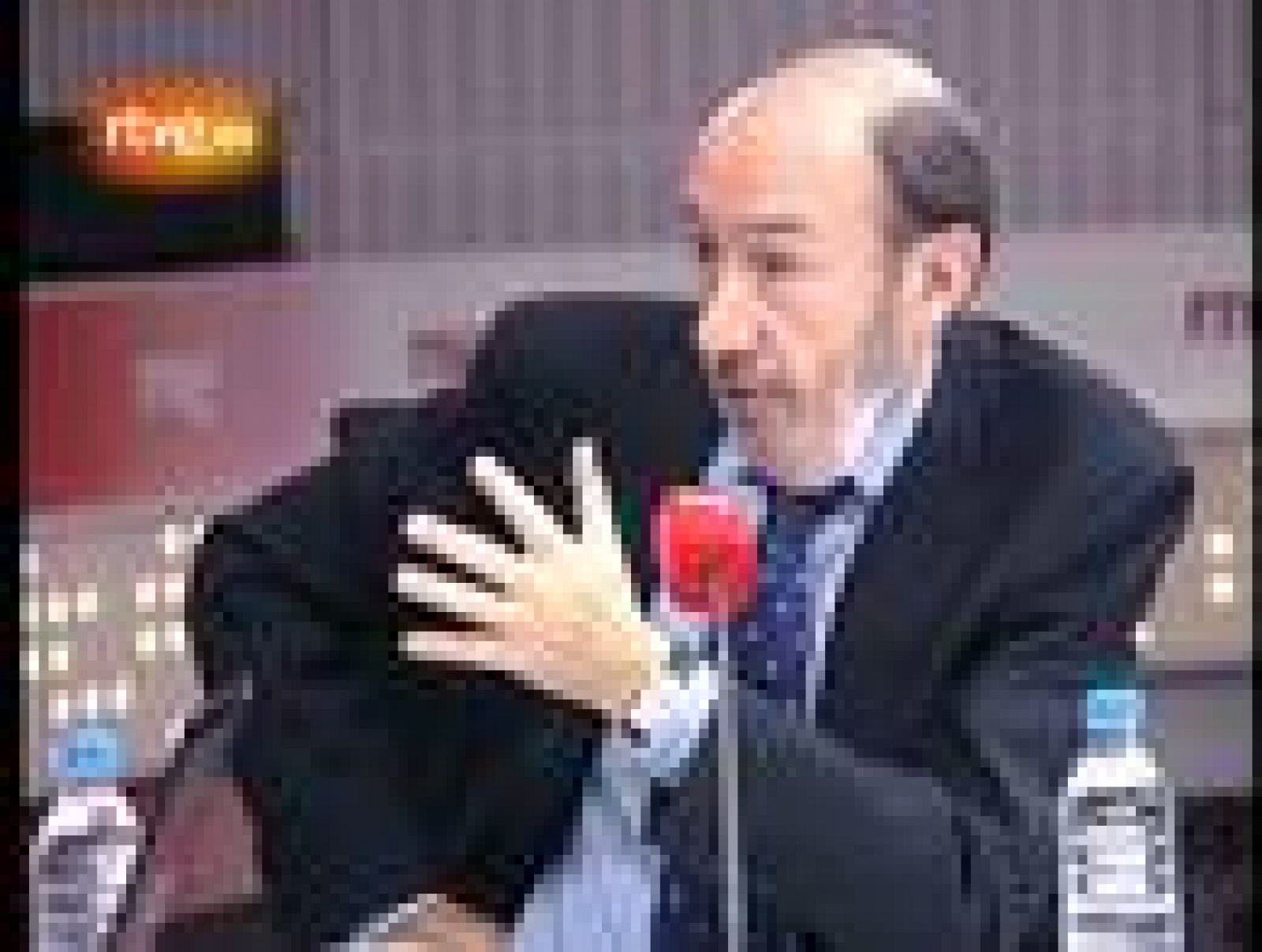 Entrevista íntegra a Rubalcaba en RNE | Ver