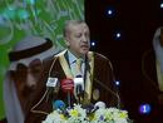 Telediario 1 - Erdogan llega a Egipto