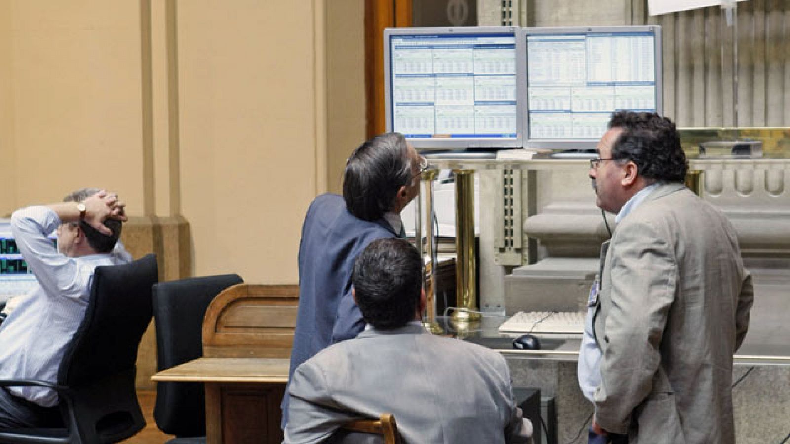 Las Bolsas rebotan tras el batacazo por el temor a Grecia - Los desayunos | Ver