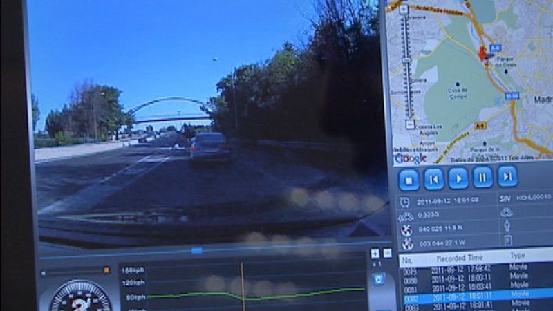 Empresas de alquiler de coches empiezan a instalar cajas negras en sus vehículos. 