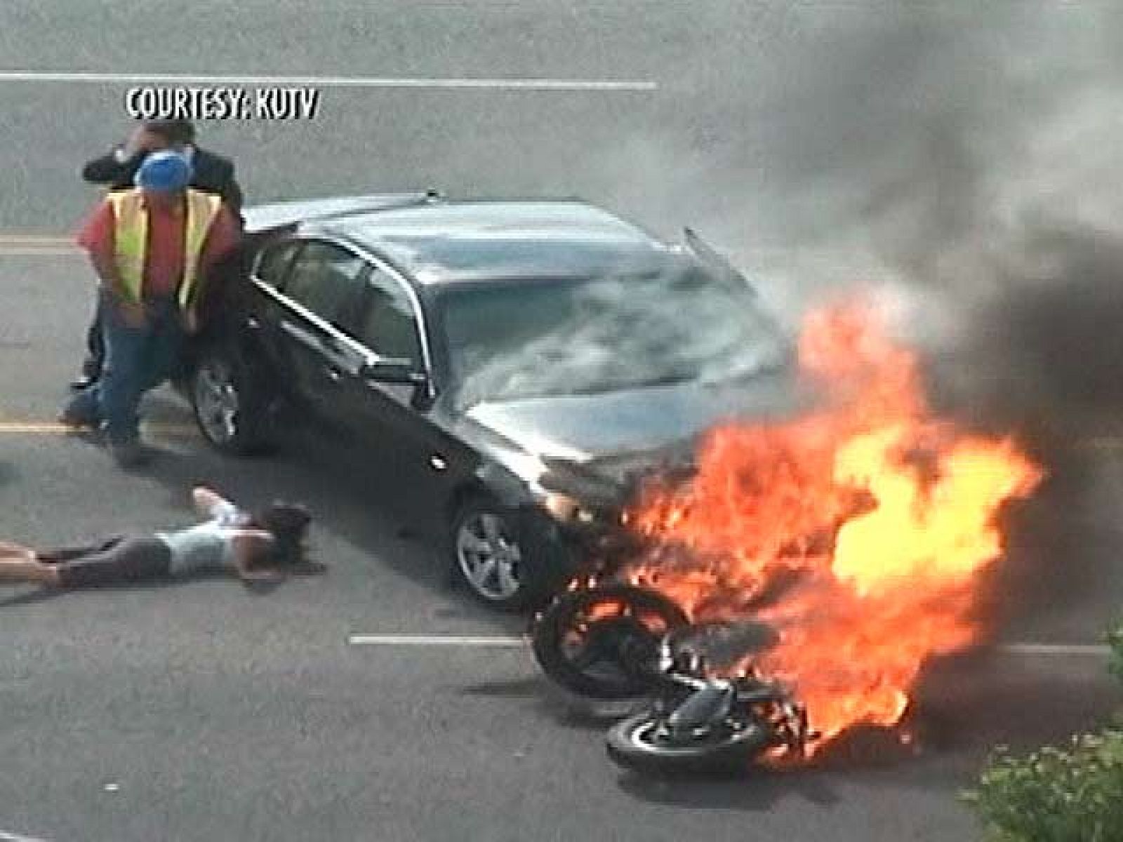 Más Gente - Lo rescatan de las llamas