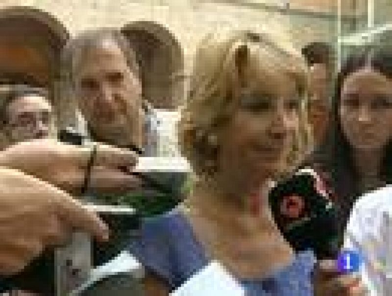 Esperanza Aguirre pide la dimisión del ministro de Educación 