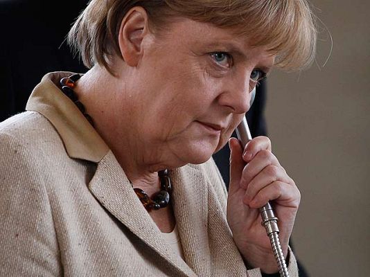 Telediario 1 - Apoyo a Grecia en el euro