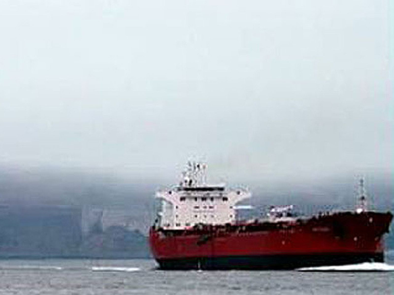 Secuestrado un barco con varios tripulantes españoles en aguas de Togo - Informativo 24h | Ver