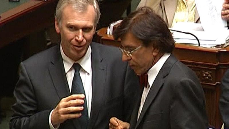 El fin del "desgobierno belga" está cerca