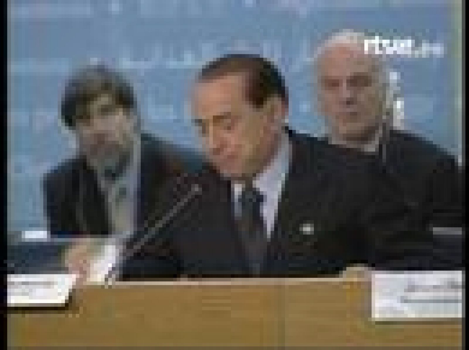 Berlusconi llama Josep Manuel a Rodríguez Zapatero
